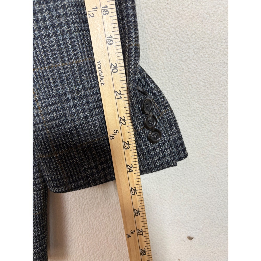 Jos A Bank Corporate Collection Mens Grey Plaid Wool Blazer Sport Coat Sz 48 - Picture 5 of 8